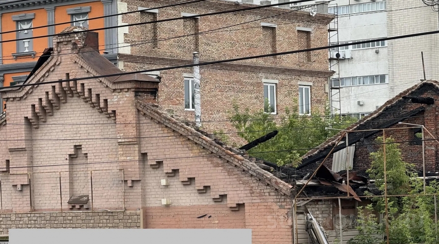 На торги выставили имущественный комплекс в центре Омска