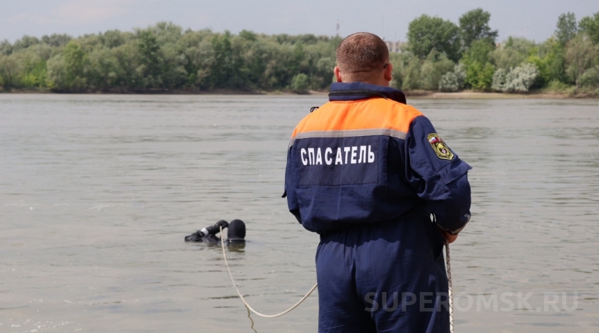 Омич утонул на глазах у товарищей
