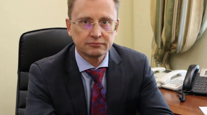 Хоценко назначил нового главврача Областной клинической больницы Омска
