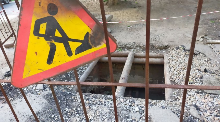 Накануне осени омичи остаются без горячей воды по всему городу