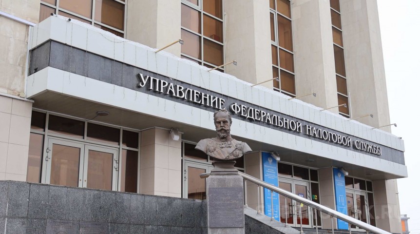 Омскому продавцу станков заблокировали счета на 145 млн рублей