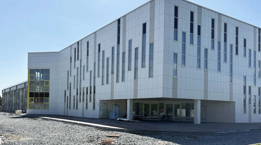 В Омске открывают новую ледовую арену