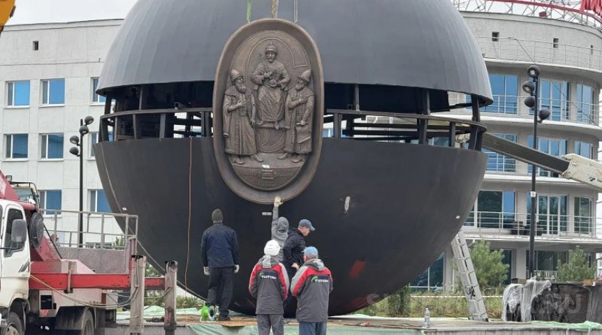 Виталий Хоценко пригласил омичей на открытие обновленной площади Бухгольца