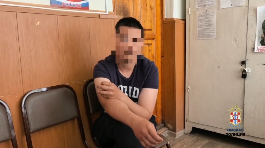 «Это расплата»: подозреваемый в нападении на женщин омич высказался на видео