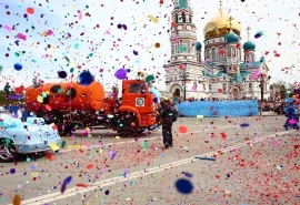 В Омске закрывать улицы от машин начнут задолго до Дня города – список