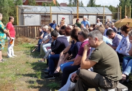 Жители Чукреевки просят силовиков проверить историю с миллионами рублей, собранными на обслуживание ...