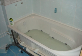 В Омске пенсионер едва не погиб в собственной ванне