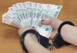 Самарский суд «впаял» чиновнику из Омска 8 лет за взятку