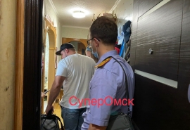 К омскому пенсионеру после жалобы Путину пришли силовики