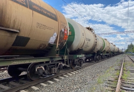 Из Омской области в больших количествах вывозят битум и масла