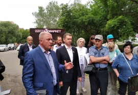 Депутат горсовета Концедалов помогает найти компромисс возмущенным ярмаркой омичам с муниципалитетом