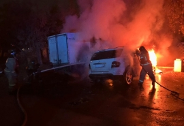 По Омску в ночи массово горели автомобили