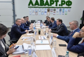 Бурков обсудил со Сбербанком и ОмЗИТом будущее теплоснабжения районов Омской области