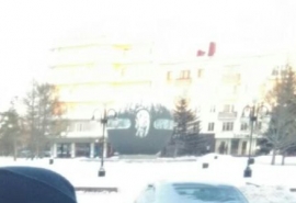 Появились неофициальные идеи по замене временного шара «Держава» в центре Омска