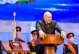 Мэр Омска Шелест улетел к губернатору Хоценко в Ставрополь