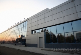В Омском аэропорту почти на пять часов задержали рейс в уральский город