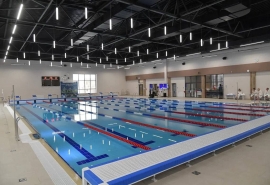 В Омске открыли новый спорткомплекс с двумя бассейнами для разных возрастов