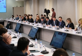 Губернатор Хоценко поддержал проект омского «Титана» по технологическому суверенитету