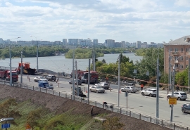 На Ленинградском мосту в Омске уложили последнюю полосу