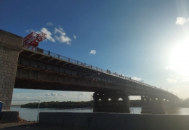 В Омске с 23 мая изменится схема движения на Ленинградском мосту
