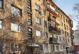 В Омске ввели режим повышенной готовности из-за возможного обрушения дома на Магистральной