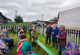 Геннадий Долматов сообщил о помощи пострадавшим от паводка в Усть-Ишиме волонтеров из Омского района