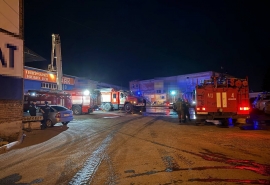 Появились подробности мощного ночного пожара в омском ТЦ