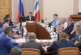 Губернатор Омской области Хоценко дал поручение главам муниципалитетов