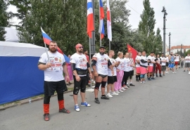 Сборные России и Китая сражаются за Кубок губернатора Омской области