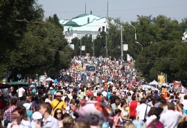 Губернатор Хоценко и мэр Шелест поздравили омичей с Днем города