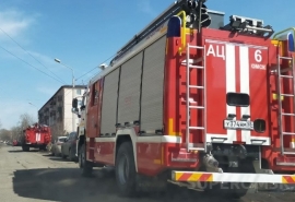 В Омске ночью полыхали два частных дома