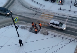 Мэрия прокомментировала появление «дорожной феи» в Омске