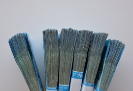 Девушки в Омске массово теряют деньги на популярных схемах мошенничества