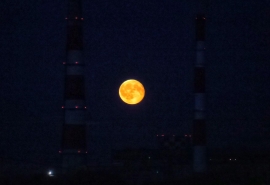 Когда омичи смогут наблюдать «бобровое суперлуние»?