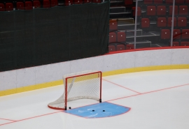 Омский «Авангард» не смог догнать «Сибирь» и проиграл