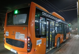 Названы маршруты автобусов для развозов омичей в новогоднюю ночь