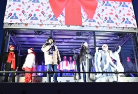 Виталий Хоценко открыл в Омске новогодний фестиваль «Зимний Любинский»