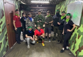 Омским медийщикам провели тренировку работы в экстремальных ситуациях