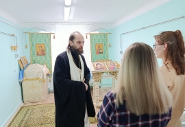 «Вразумление омичек»: в гинекологической больнице заработал домовой храм