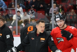 «Выбыл на длительный срок»: в омском «Авангарде» сделали заявление по травмированному игроку