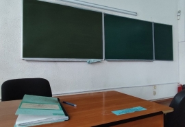 Омские директора школ продолжают банкротиться