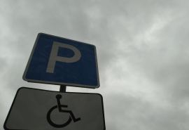 В Омске появятся новые общественные парковки по семи адресам