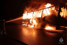 На «трассе смерти» под Омском сгорел грузовик