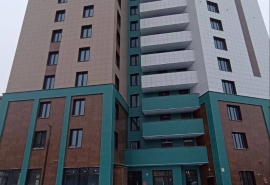 В Омске за сутки ввели три высотки на 500 квартир