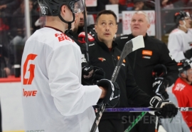 Ги Буше неприятно оценил игру омского «Авангарда» с «Амуром»