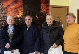 Депутат Юрий Козловский совместно с КТОСами поздравил ветеранов с Днем защитника Отечества