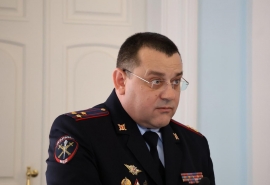 Начальник УМВД России по Омской области Болотов поздравил сотрудников с Днем образования дежурных частей