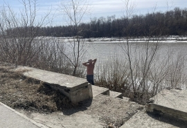 Омичи с первым теплом открыли пляжный сезон