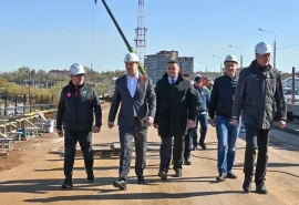 Губернатор Хоценко проверил ход капремонта моста имени 60-летия ВЛКСМ в Омске