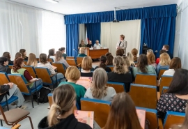 В Омске прошла практическая конференция по поддержке семей с особыми детьми